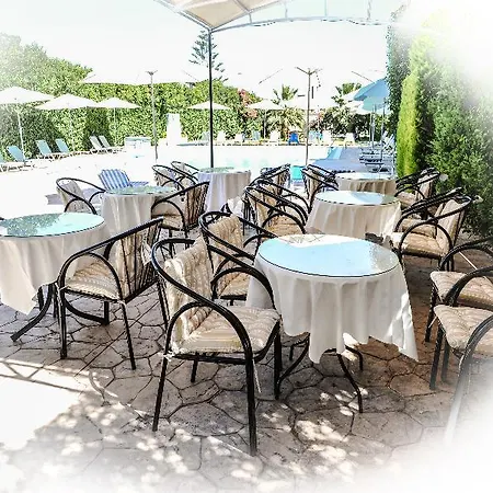 Valentino Hotell Kremastí