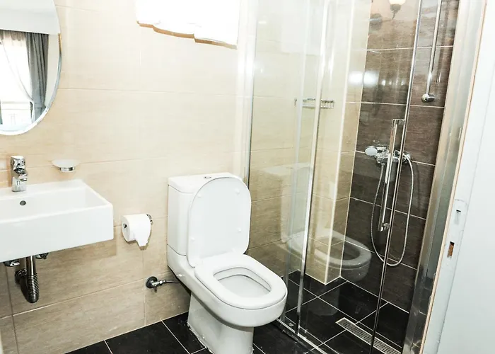 Valentino 2* Kremastí