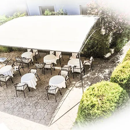 Valentino 2* Kremastí